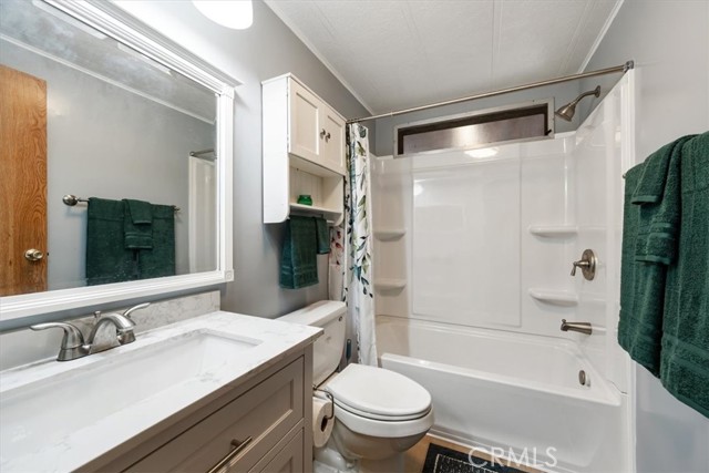 519 W Taylor Street, Santa Maria CA: https://media.crmls.org/medias/d06215cd-6d5e-4d10-9356-43021ba09833.jpg