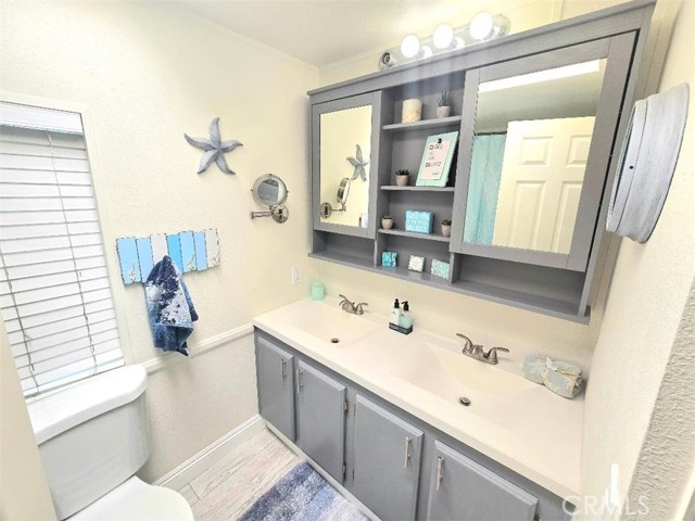 Detail Gallery Image 21 of 58 For 21752 Pacific Coast Hwy 11a,  Huntington Beach,  CA 92646 - 3 Beds | 2 Baths