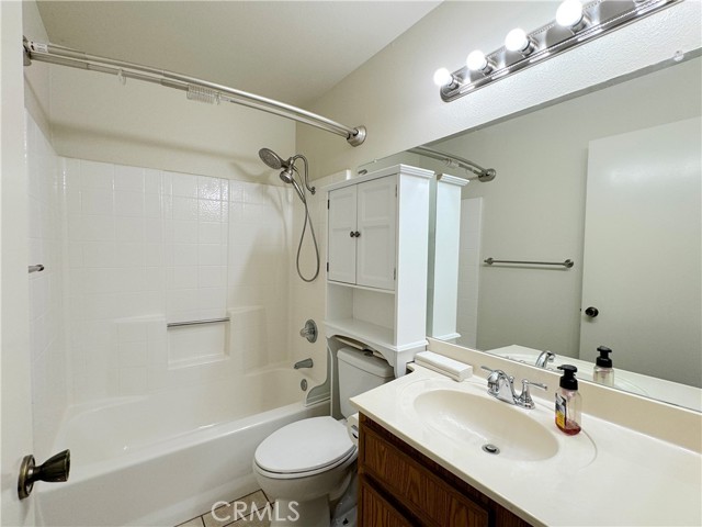 Detail Gallery Image 12 of 37 For 27411 Hacienda Dr, Menifee,  CA 92586 - 2 Beds | 2 Baths