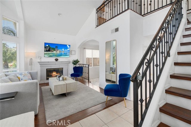 Detail Gallery Image 2 of 41 For 31344 Nichols Ln, Castaic,  CA 91384 - 4 Beds | 2/1 Baths