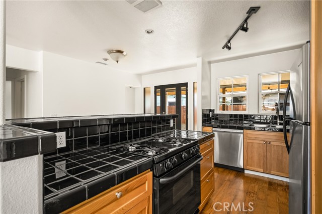 522 N Clark Street, Orange CA: https://media.crmls.org/medias/d0641fb1-6757-4371-a853-b62edf3f6da3.jpg