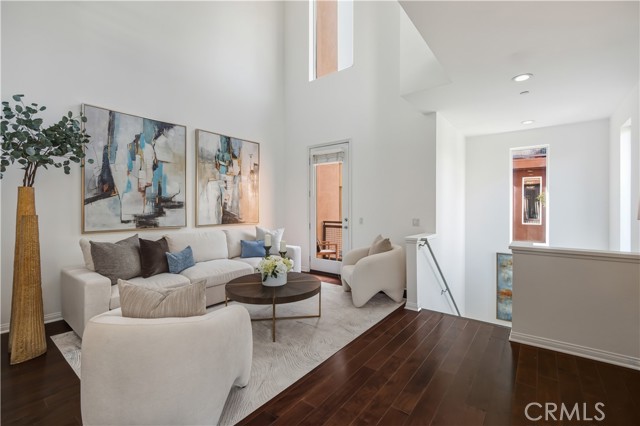 Detail Gallery Image 2 of 32 For 607 Rockefeller #72,  Irvine,  CA 92612 - 2 Beds | 2/1 Baths