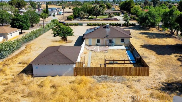 1641 W Avenue L4, Lancaster CA: https://media.crmls.org/medias/d0656a27-61a0-47f9-8864-df271dfd3b04.jpg