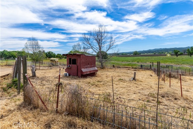Detail Gallery Image 36 of 41 For 70331 Vineyard Canyon Rd., Parkfield,  CA 93451 - 4 Beds | 2 Baths