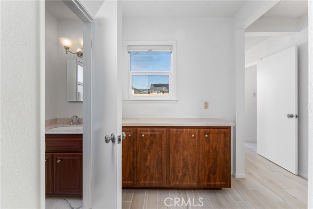 Detail Gallery Image 13 of 41 For 848 N Clifford Ave, Rialto,  CA 92376 - 4 Beds | 2/1 Baths