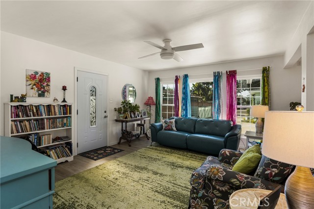 Detail Gallery Image 6 of 46 For 151 S Parker Street, Orange,  CA 92868 - – Beds | – Baths