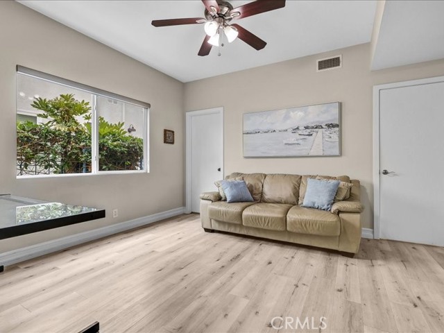 3405 S El Camino Real, San Clemente CA: https://media.crmls.org/medias/d0669473-ce82-4a23-b3cc-658a36c28b55.jpg