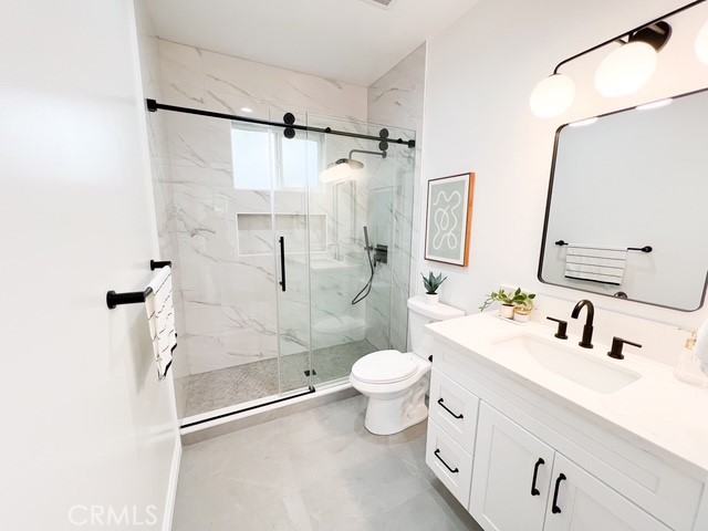 https://media.crmls.org/medias/d066dc86-49e8-4880-962f-32f7ceff5910.jpg?preset=X-Large