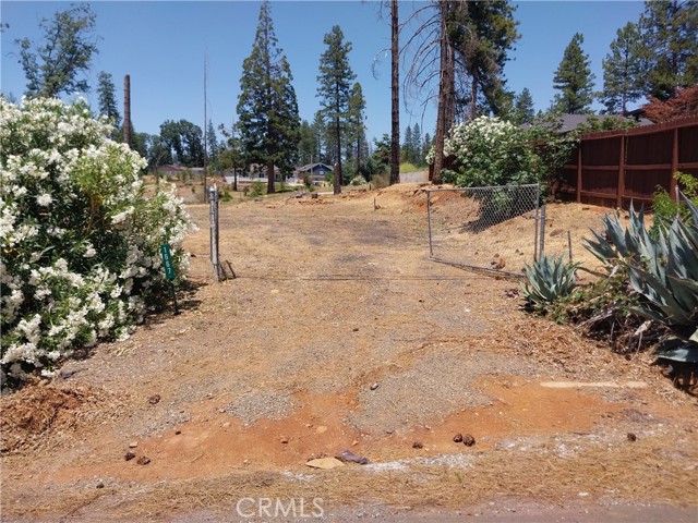 1667 Wagstaff Road, Paradise CA: https://media.crmls.org/medias/d06769fa-d9e9-48fd-a4aa-b801796c9f28.jpg