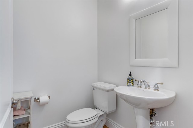 Detail Gallery Image 12 of 23 For 2753 Piedmont Ave #3,  Montrose,  CA 91020 - 2 Beds | 2/1 Baths