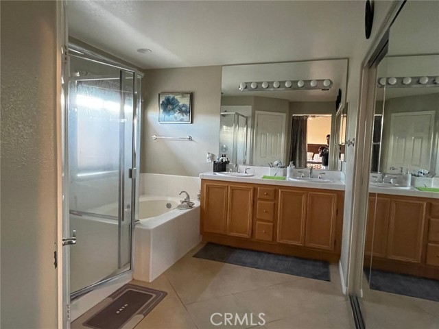 Detail Gallery Image 10 of 25 For 24336 Caladium, Valencia,  CA 91354 - 3 Beds | 2/1 Baths