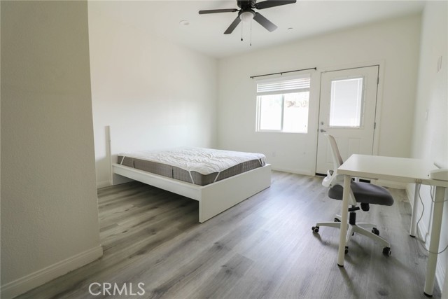 Detail Gallery Image 14 of 16 For 4847 Hedrick Ave, Riverside,  CA 92505 - 4 Beds | 2 Baths