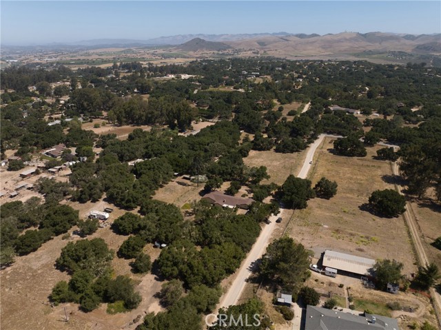 1529 Pomeroy Road, Arroyo Grande CA: https://media.crmls.org/medias/d068995e-ffc5-4814-9f98-60090082a225.jpg