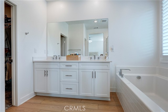 Detail Gallery Image 39 of 75 For 26243 Silver Birch, Menifee,  CA 92584 - 4 Beds | 3/1 Baths