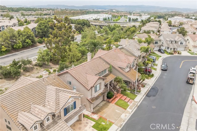 32 Carriage Drive, Lake Forest CA: https://media.crmls.org/medias/d0691af9-0599-4ebc-a429-8f62eb6a754a.jpg