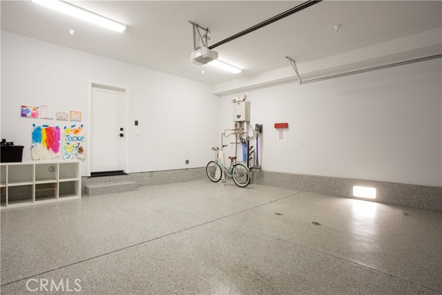 109 Onyx Avenue, Newport Beach CA: https://media.crmls.org/medias/d0694ff2-b828-43e3-ab34-64511b1ea273.jpg