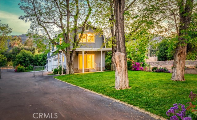 Detail Gallery Image 14 of 29 For 16482 Grand Ave, Lake Elsinore,  CA 92530 - 3 Beds | 3/1 Baths