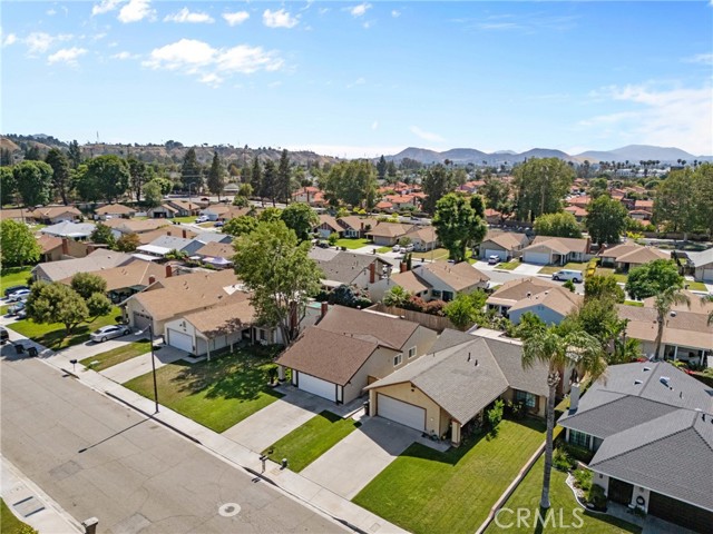815 Pepperwood Street, Colton CA: https://media.crmls.org/medias/d069bcb4-ab72-4ac7-80ab-c1a66a62a1e0.jpg