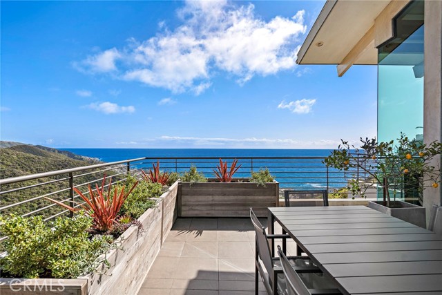 Detail Gallery Image 39 of 49 For 591 Balboa Ave, Laguna Beach,  CA 92651 - 4 Beds | 4/1 Baths