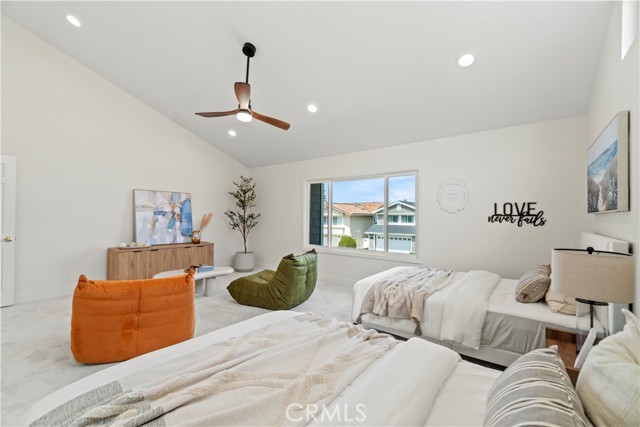 16 Harrisburg, Irvine CA: https://media.crmls.org/medias/d06c3d9b-9832-46b1-99e7-afe6a932dfa9.jpg