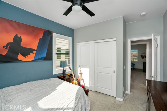 25140 Golden Maple Drive, Canyon Country CA: https://media.crmls.org/medias/d06d52dc-7a95-4cb6-9b63-716498738205.jpg