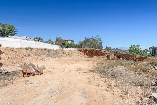 114 N Bonnie Beach Place, East Los Angeles CA: https://media.crmls.org/medias/d06dde21-e549-4108-8b2f-0636111a7d7f.jpg