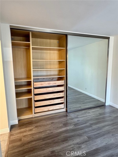 40 Windjammer, Irvine CA: https://media.crmls.org/medias/d06e635c-743e-4aa8-9b0a-6395a86624fe.jpg