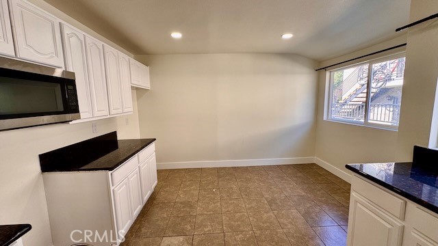 Detail Gallery Image 13 of 29 For 1026 W 108th, Los Angeles,  CA 90044 - 3 Beds | 2 Baths