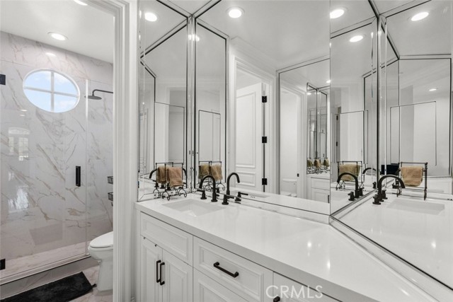 3724 Winford Drive, Tarzana CA: https://media.crmls.org/medias/d06f09f4-28aa-45b5-8986-da040dec96ac.jpg