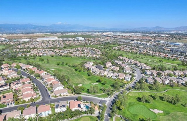 Detail Gallery Image 9 of 35 For 16278 Pablo Creek Ln, Fontana,  CA 92336 - 3 Beds | 2/1 Baths