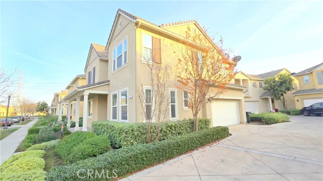 Detail Gallery Image 2 of 31 For 3128 E Chip Smith Way, Ontario,  CA 91762 - 3 Beds | 2/1 Baths