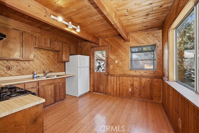 Detail Gallery Image 11 of 34 For 598 Maple, Sugarloaf,  CA 92386 - 2 Beds | 1/1 Baths