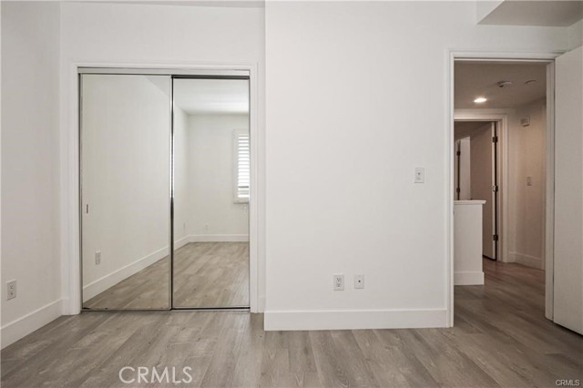 Detail Gallery Image 19 of 24 For 11824 Darlington Ave #102,  Los Angeles,  CA 90049 - 3 Beds | 2/1 Baths