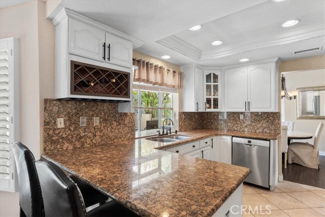 Detail Gallery Image 9 of 46 For 10197 via Apolina, Moreno Valley,  CA 92557 - 4 Beds | 2/1 Baths