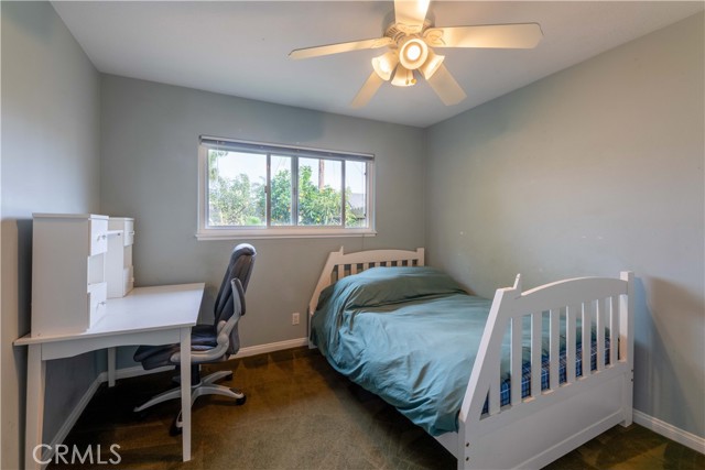 Detail Gallery Image 30 of 48 For 22042 Catalina Cir, Huntington Beach,  CA 92646 - 4 Beds | 2 Baths