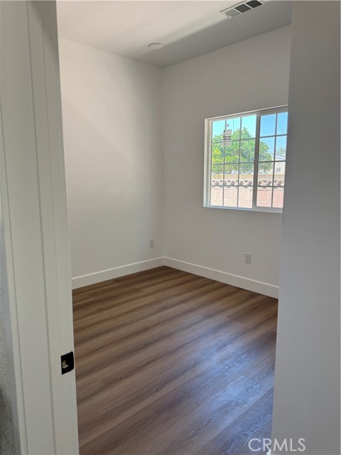 1935 W 154th Place, Gardena CA: https://media.crmls.org/medias/d07181eb-8b51-4cd9-8223-9448ad3b2643.jpg