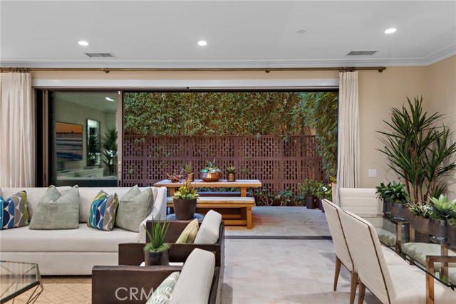 166 Villa Rdg, Irvine CA: https://media.crmls.org/medias/d071b4aa-1374-4684-9eda-448b7f2872c4.jpg