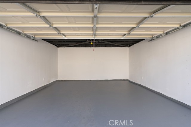 433 N Osage Avenue, Inglewood CA: https://media.crmls.org/medias/d0726302-f9dc-44cd-ade7-56f138957e08.jpg