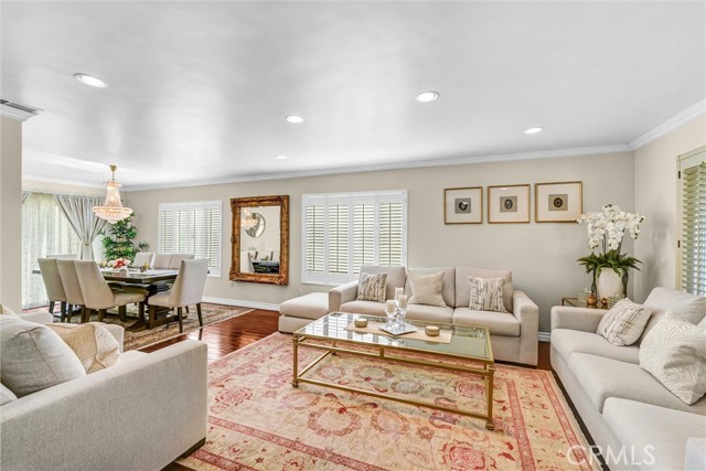 Detail Gallery Image 11 of 51 For 24541 Gardenstone Lane, West Hills,  CA 91307 - 3 Beds | 3 Baths