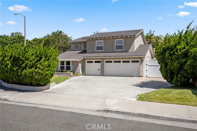 9001 Oceanwood Drive, Huntington Beach CA: https://media.crmls.org/medias/d07457e5-423c-407b-94cb-310ca3dfbb55.jpg