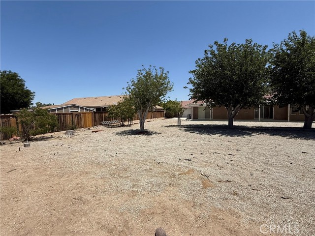 13240 Mugu Court, Apple Valley CA: https://media.crmls.org/medias/d0748cae-c0c3-4167-9e13-42362cb26f45.jpg
