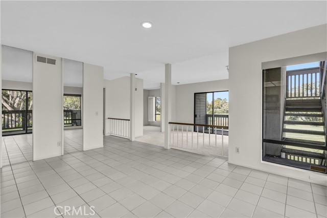 Detail Gallery Image 5 of 36 For 10 Lago Norte, Irvine,  CA 92612 - 2 Beds | 2 Baths