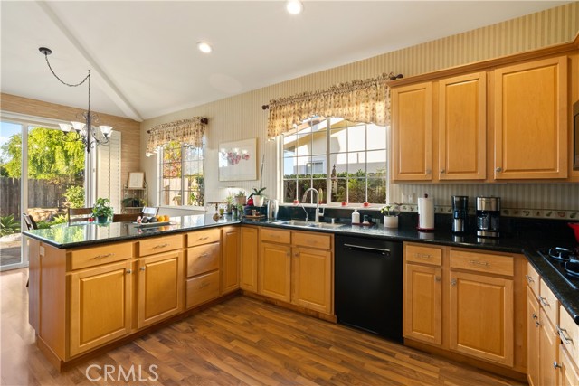 Detail Gallery Image 13 of 58 For 236 Marianela, Los Osos,  CA 93402 - 3 Beds | 2 Baths