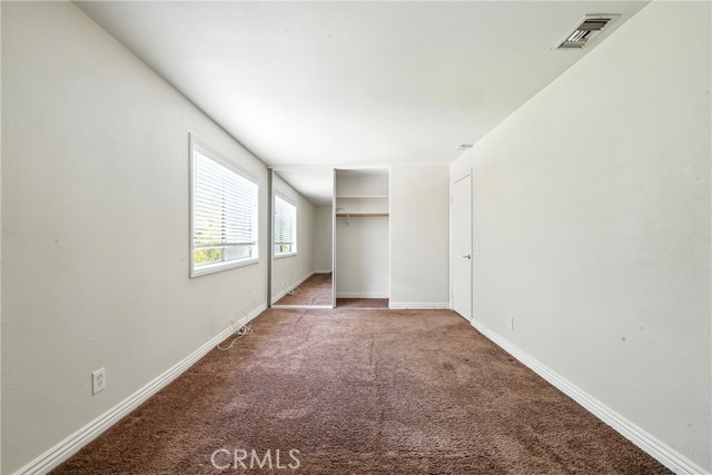 1727 Brea Boulevard, Fullerton CA: https://media.crmls.org/medias/d0755f34-1059-4376-9d03-69ed9625aa76.jpg