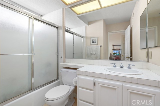 61 Summitcrest, Rancho Santa Margarita CA: https://media.crmls.org/medias/d0758150-bc49-44b2-a93a-da521cc30b30.jpg