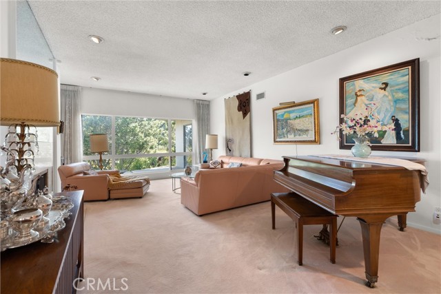 11820 Bel Terrace, Los Angeles, California 90049, 5 Bedrooms Bedrooms, ,3 BathroomsBathrooms,Single Family Residence,For Sale,Bel Terrace,SB24161151