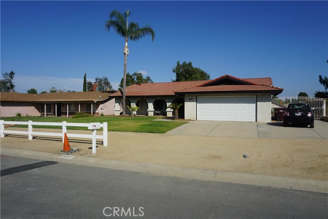 5437 Bluff St, Norco, CA 92860