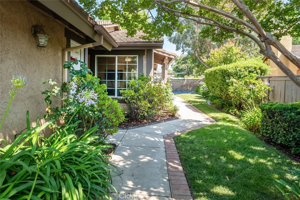 25808 El Gato Place