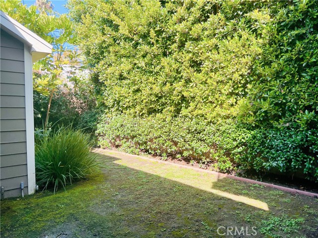 Detail Gallery Image 12 of 13 For 1163 N Poinsettia Pl, West Hollywood,  CA 90046 - 2 Beds | 2 Baths