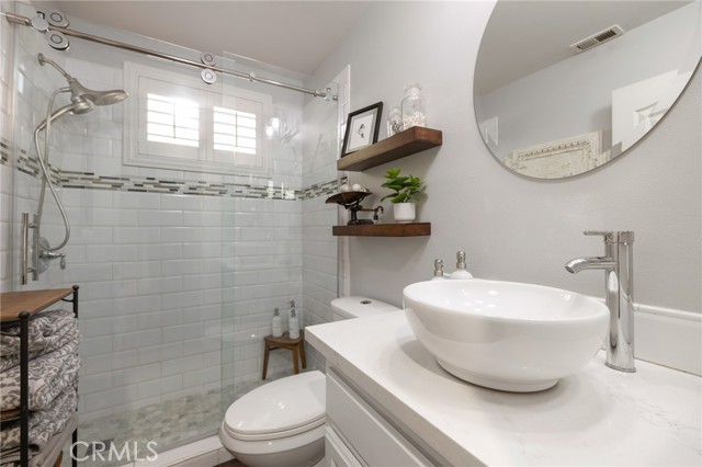 31502 Emperor Drive, Canyon Lake CA: https://media.crmls.org/medias/d0784aa8-c6ec-4172-aa27-0f7f562ac7e9.jpg